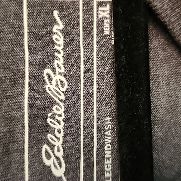 Eddie Bauer Men's Gray T-Shirt - Picture 2 of 9